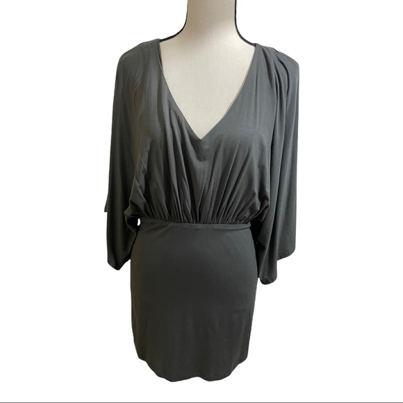 Lulus mini grey handkerchief style sleeves dress bell sleeves size Medium - Picture 2 of 8